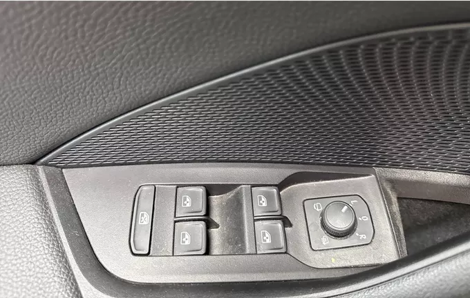 SKODA OCTAVIA Combi 1.5 TSI Hybrid 150 ch ACT DSG7 Selection photo 14 2127926