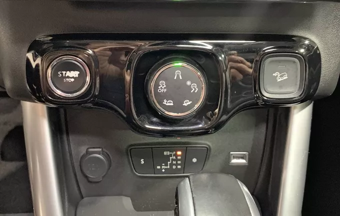CITROEN C3 AIRCROSS PureTech 110 S&S EAT6 Shine photo 18 945532