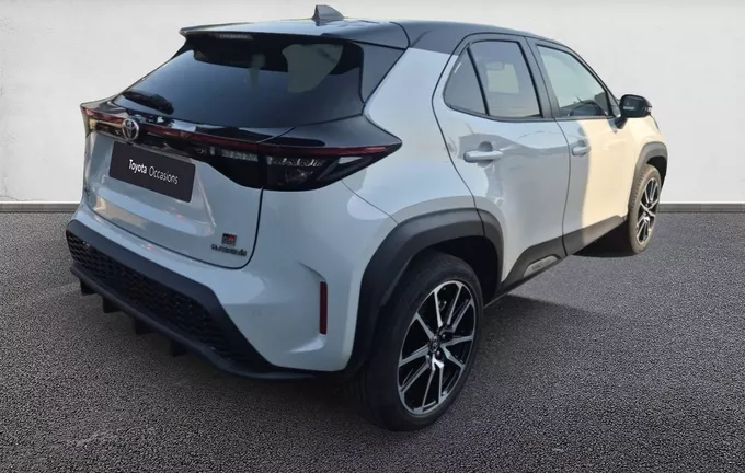 TOYOTA YARIS CROSS Hybride 116h 2WD GR SPORT extérieur trois quart arrière droit 1103657