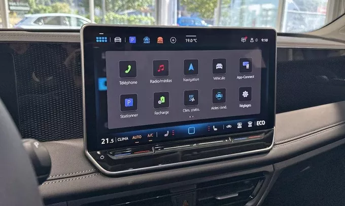 VOLKSWAGEN TIGUAN 1.5 eHybrid 204ch DSG6 VW Edition photo 15 5342