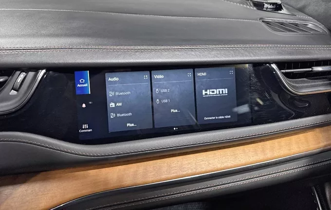 JEEP GRAND CHEROKEE 4xe 2.0 T 380 ch PHEV 4x4 BVA8 Summit Reserve photo 28 945362