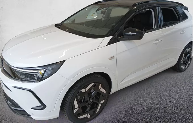 OPEL GRANDLAND Hybrid 300 ch AWD BVA8 GSe extérieur trois quart avant gauche 497323