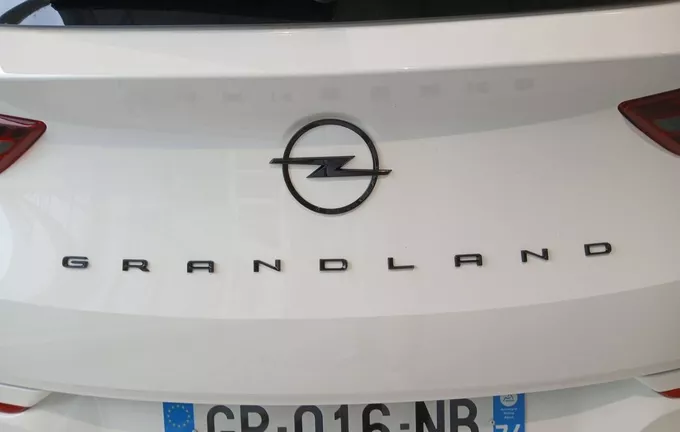 OPEL GRANDLAND Hybrid 300 ch AWD BVA8 GSe photo 19 497323