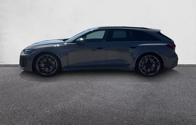 AUDI RS5 Avant PHEV V6 2.9 quattro Tiptronic extérieur côté gauche 8224