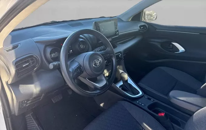 TOYOTA YARIS Hybride 116h Design photo 11 1102984