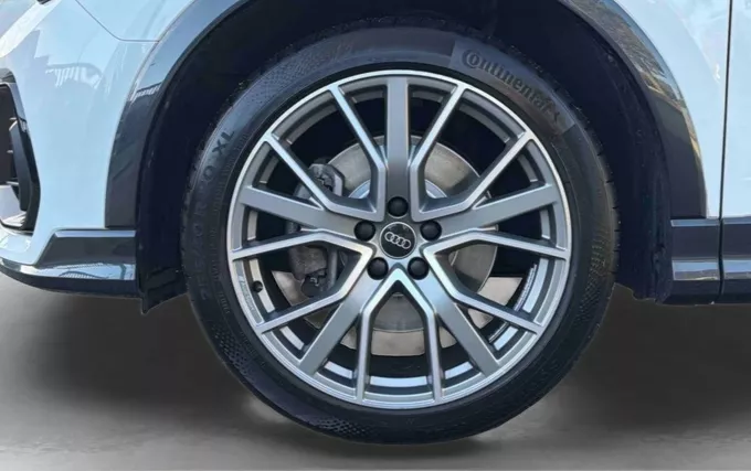 AUDI Q3 Sportback 40 TDI 200 ch S tronic 7 Quattro S line photo 9 2132962