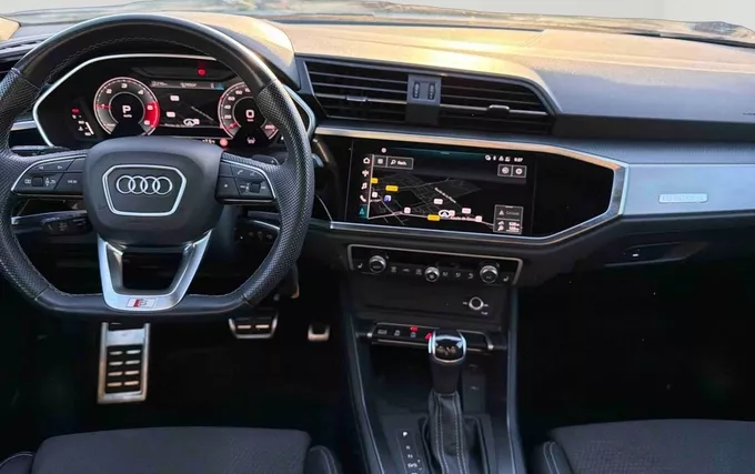 AUDI Q3 Sportback 40 TDI 200 ch S tronic 7 Quattro S line photo 14 2132962