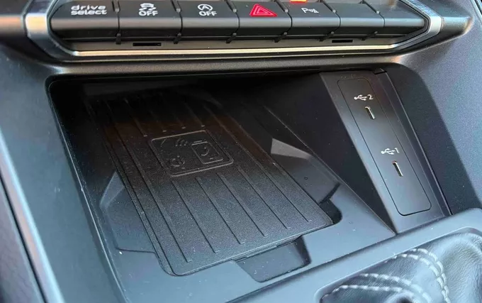 AUDI Q3 Sportback 40 TDI 200 ch S tronic 7 Quattro S line photo 20 2132962