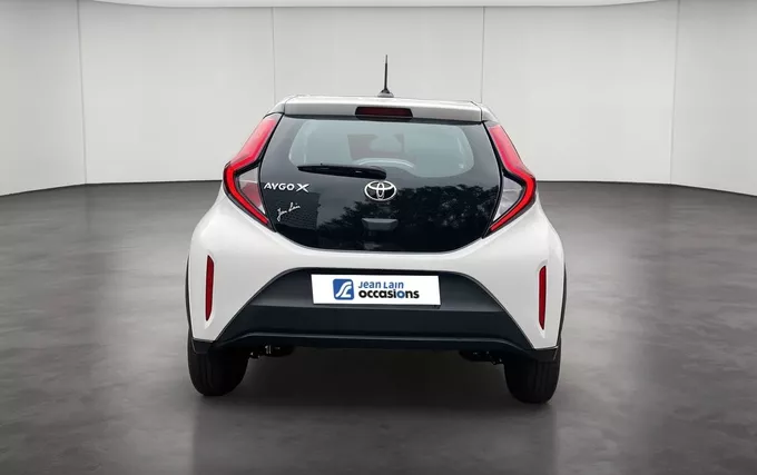 TOYOTA AYGO X 1.0 VVT-i 72 Dynamic extérieur arrière 1104058