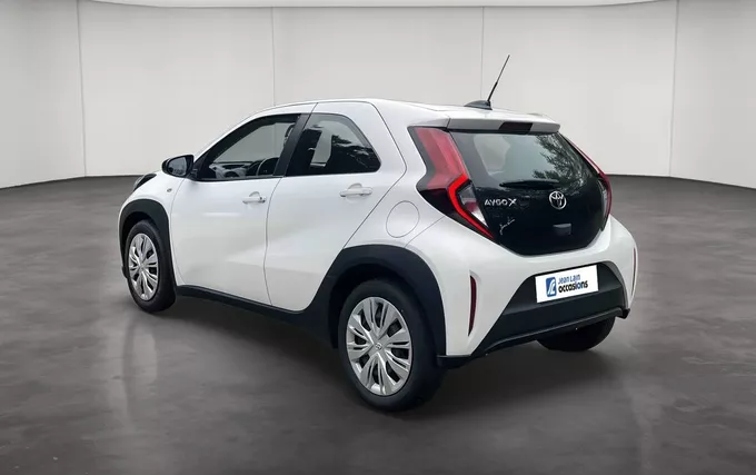 TOYOTA AYGO X 1.0 VVT-i 72 Dynamic extérieur trois quart arrière gauche 1104058