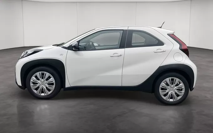 TOYOTA AYGO X 1.0 VVT-i 72 Dynamic extérieur côté gauche 1104058