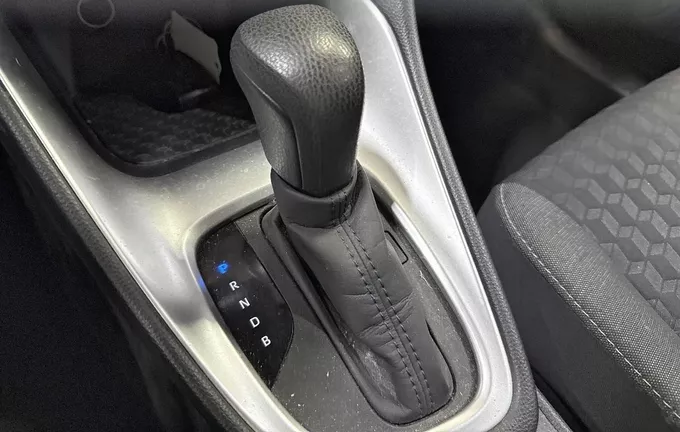 TOYOTA YARIS Hybride 116h Design photo 13 1103269