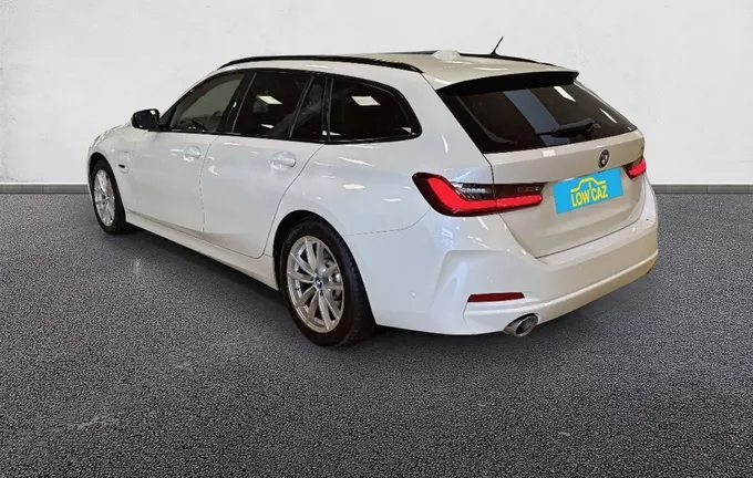 BMW SERIE 3 Touring 330e 292 ch BVA8 Business Design extérieur trois quart arrière gauche 213461