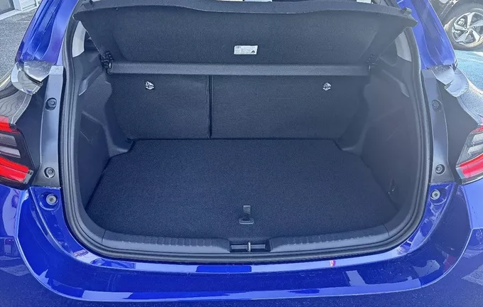 TOYOTA YARIS Hybride 116h Design photo 10 146482