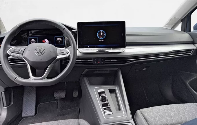 VOLKSWAGEN GOLF 1.5 eHybrid 204 DSG6 VW Edition extérieur trois quart avant droit 2127711
