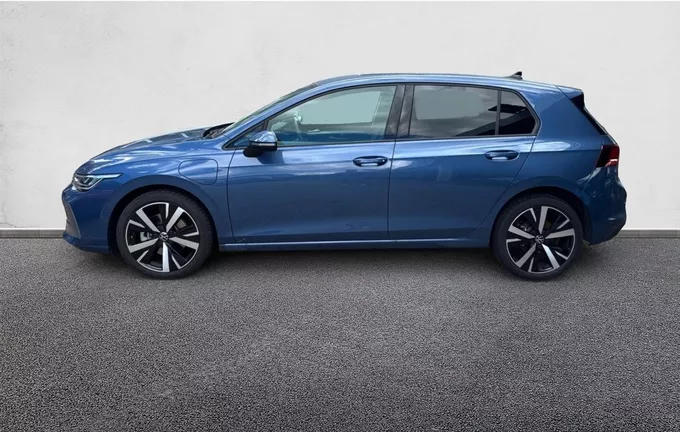 VOLKSWAGEN GOLF 1.5 eHybrid 204 DSG6 VW Edition extérieur trois quart arrière gauche 2127711