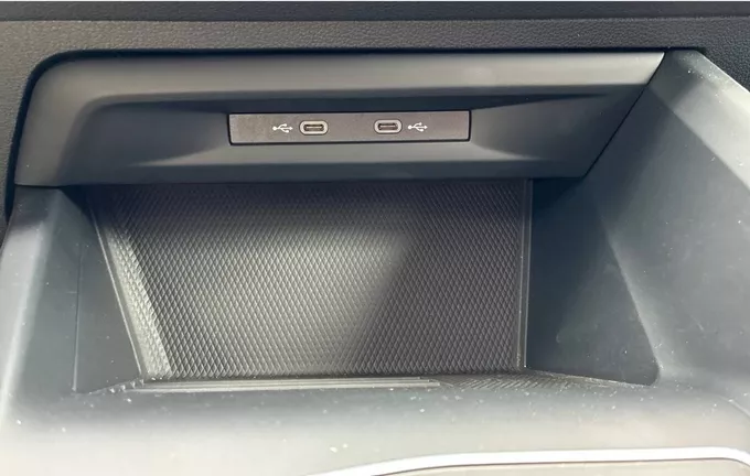 VOLKSWAGEN GOLF 1.5 eHybrid 204 DSG6 VW Edition photo 19 2127711