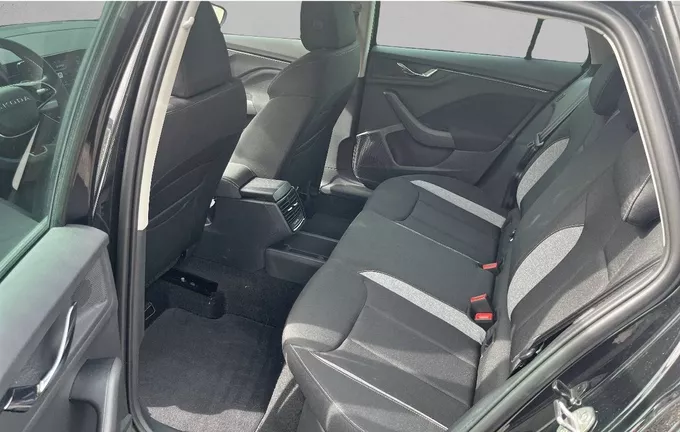 SKODA KAMIQ 1.0 TSI Evo 2 116 ch DSG7 Clever Edition extérieur arrière 3083