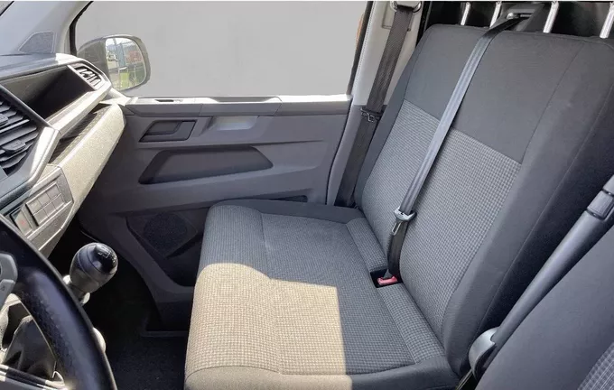 VOLKSWAGEN UTILITAIRES TRANSPORTER 6.1 VAN L1H1 2.0 TDI 150 BVM6 BUSINESS extérieur arrière 106281