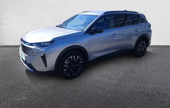 PEUGEOT 5008 Hybrid 136 e-DCS6 Allure extérieur trois quart avant gauche 945813