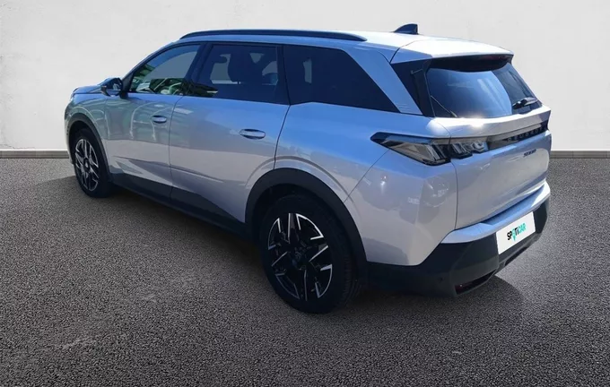 PEUGEOT 5008 Hybrid 136 e-DCS6 Allure extérieur trois quart arrière gauche 945813