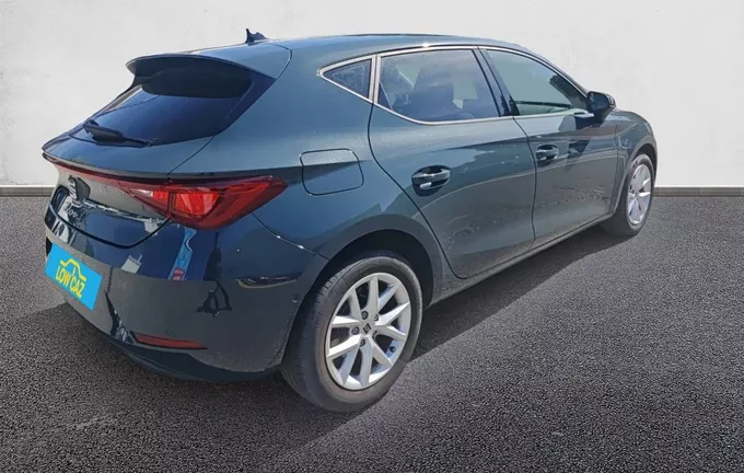SEAT LEON 1.5 eTSI Hybrid 115 DSG7 Business extérieur trois quart arrière droit 213190