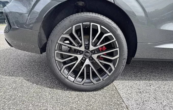 AUDI Q3 Sportback e-hybrid 272 ch S tronic 6 S line photo 9 5859