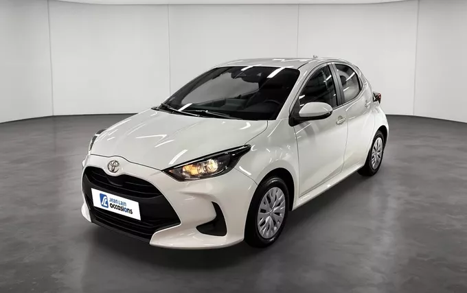 TOYOTA YARIS Hybride 116h Dynamic extérieur trois quart avant gauche 1104093