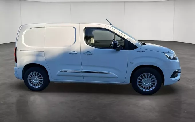 TOYOTA PROACE CITY ELECTRIQUE PROACE CITY ELECTRIC MEDIUM 50KWH START extérieur côté droit 1103816
