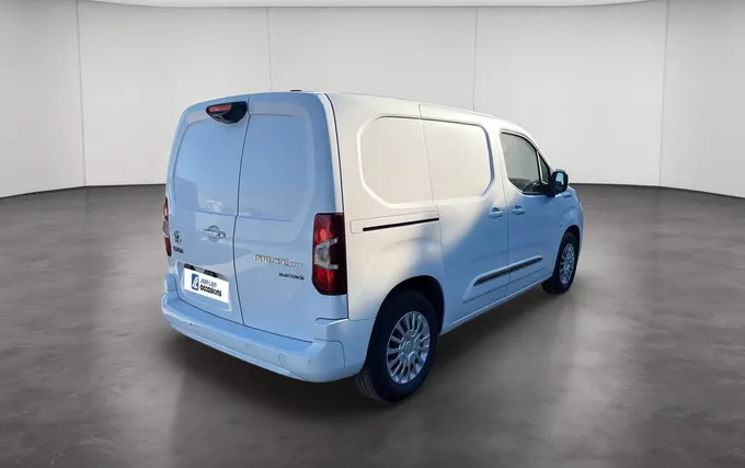 TOYOTA PROACE CITY ELECTRIQUE PROACE CITY ELECTRIC MEDIUM 50KWH START extérieur trois quart arrière droit 1103816