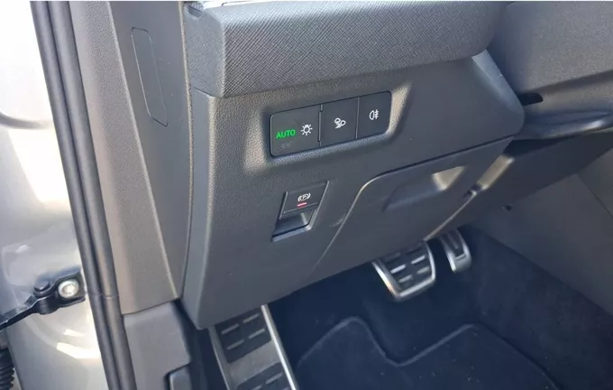 SKODA KODIAQ 2.0 TDI 150 ch SCR DSG7 5pl Sportline photo 19 2576