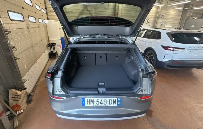 VOLKSWAGEN T-ROC 1.5 eTSI Hybrid 150 ch DSG7 Style photo 10 1937