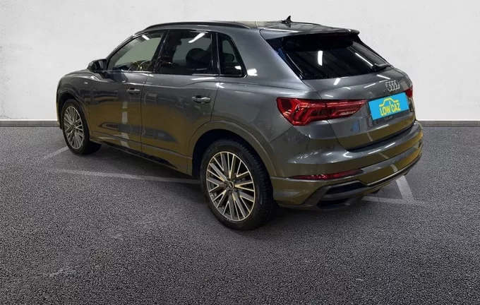 AUDI Q3 35 TDI 150 ch S tronic 7 S line extérieur trois quart arrière gauche 212408