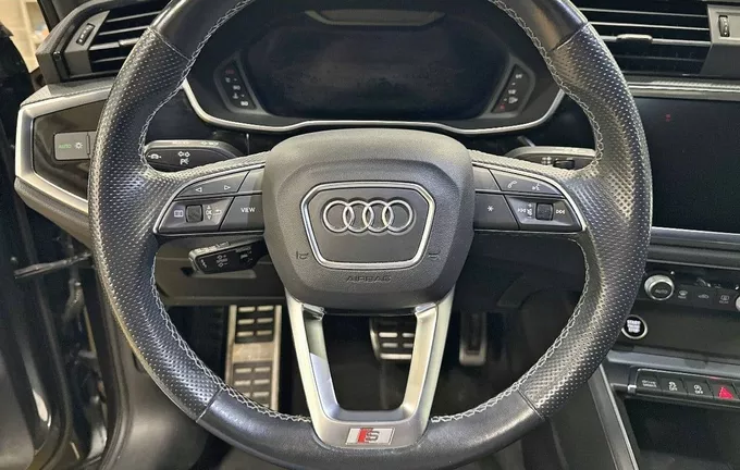 AUDI Q3 35 TDI 150 ch S tronic 7 S line photo 12 212408