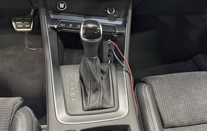 AUDI Q3 35 TDI 150 ch S tronic 7 S line photo 13 212408