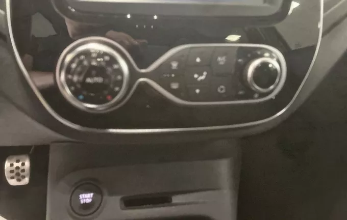 RENAULT CAPTUR TCe 130 FAP Intens photo 14 213333