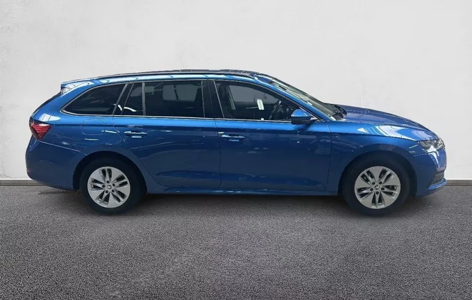 SKODA OCTAVIA Combi 2.0 TDI 150 ch DSG7 Business extérieur côté droit 213559
