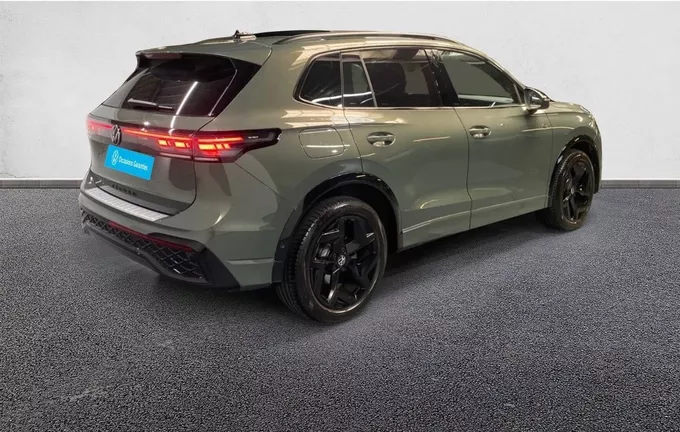 VOLKSWAGEN TIGUAN 1.5 eTSI 150ch DSG7 R-Line Exclusive extérieur avant 2121437