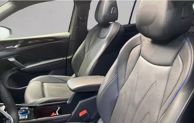 VOLKSWAGEN TIGUAN 1.5 eTSI 150ch DSG7 R-Line Exclusive extérieur trois quart arrière droit 2121437
