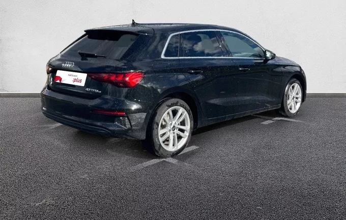 AUDI A3 Sportback 40 TFSIe 204 S tronic 6 Business Executive extérieur trois quart arrière droit 2121846