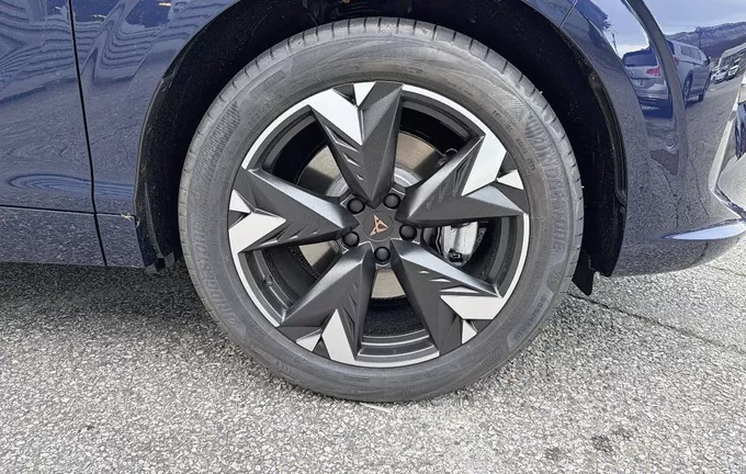 CUPRA TERRAMAR 1.5 eHybrid 204 ch DSG6 V photo 9 0989