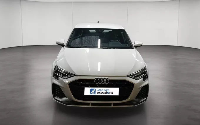 AUDI A3 Sportback TFSI e Hybride rechargeable 204 S tronic 6 S line extérieur avant 2131830