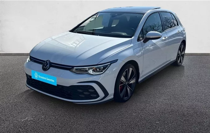 VOLKSWAGEN GOLF 1.4 Hybrid Rechargeable OPF 245 DSG6 GTE extérieur trois quart avant gauche 2126192
