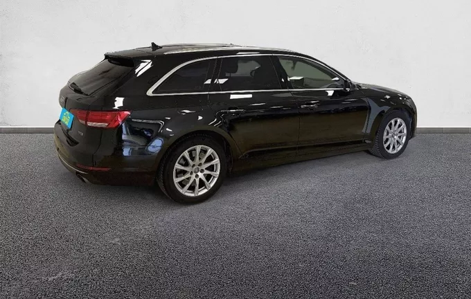 AUDI A4 Avant 2.0 TFSI 252 S tronic 7 ultra DESIGN extérieur trois quart arrière droit 213000