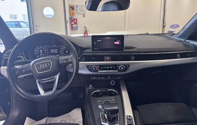 AUDI A4 Avant 2.0 TFSI 252 S tronic 7 ultra DESIGN photo 18 213000