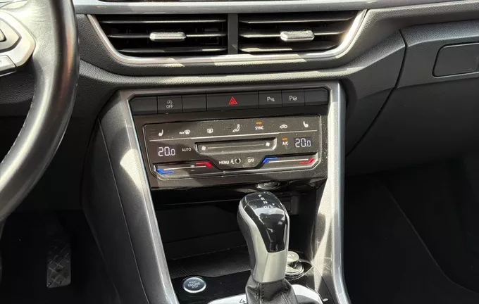 VOLKSWAGEN T-ROC 2.0 TDI 150 Start/Stop DSG7 4Motion Style photo 14 213600