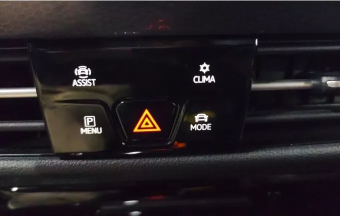 VOLKSWAGEN GOLF 1.4 Hybrid Rechargeable OPF 245 DSG6 GTE photo 17 2122972