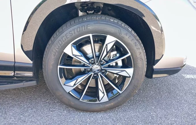 MG EHS 1.5T PHEV 272 ch Luxury photo 9 8516