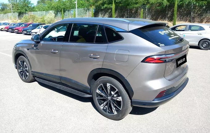 MG EHS 1.5T PHEV 272 ch Luxury photo 25 8516