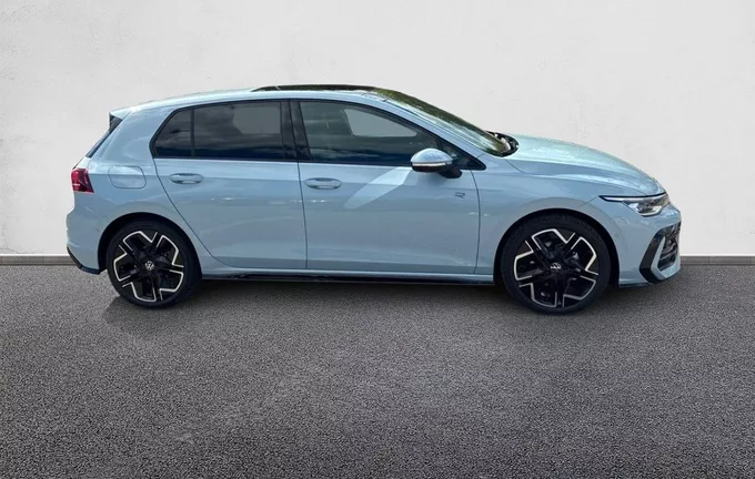 VOLKSWAGEN GOLF 1.5 eTSI EVO2 150 DSG7 R-Line Edition extérieur côté droit 9540